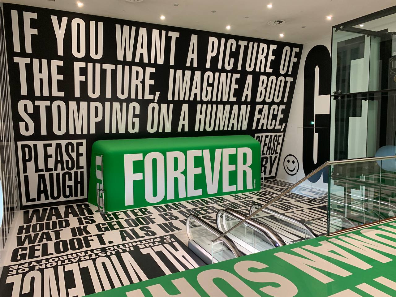 В музее Stedelijk в Амстердаме