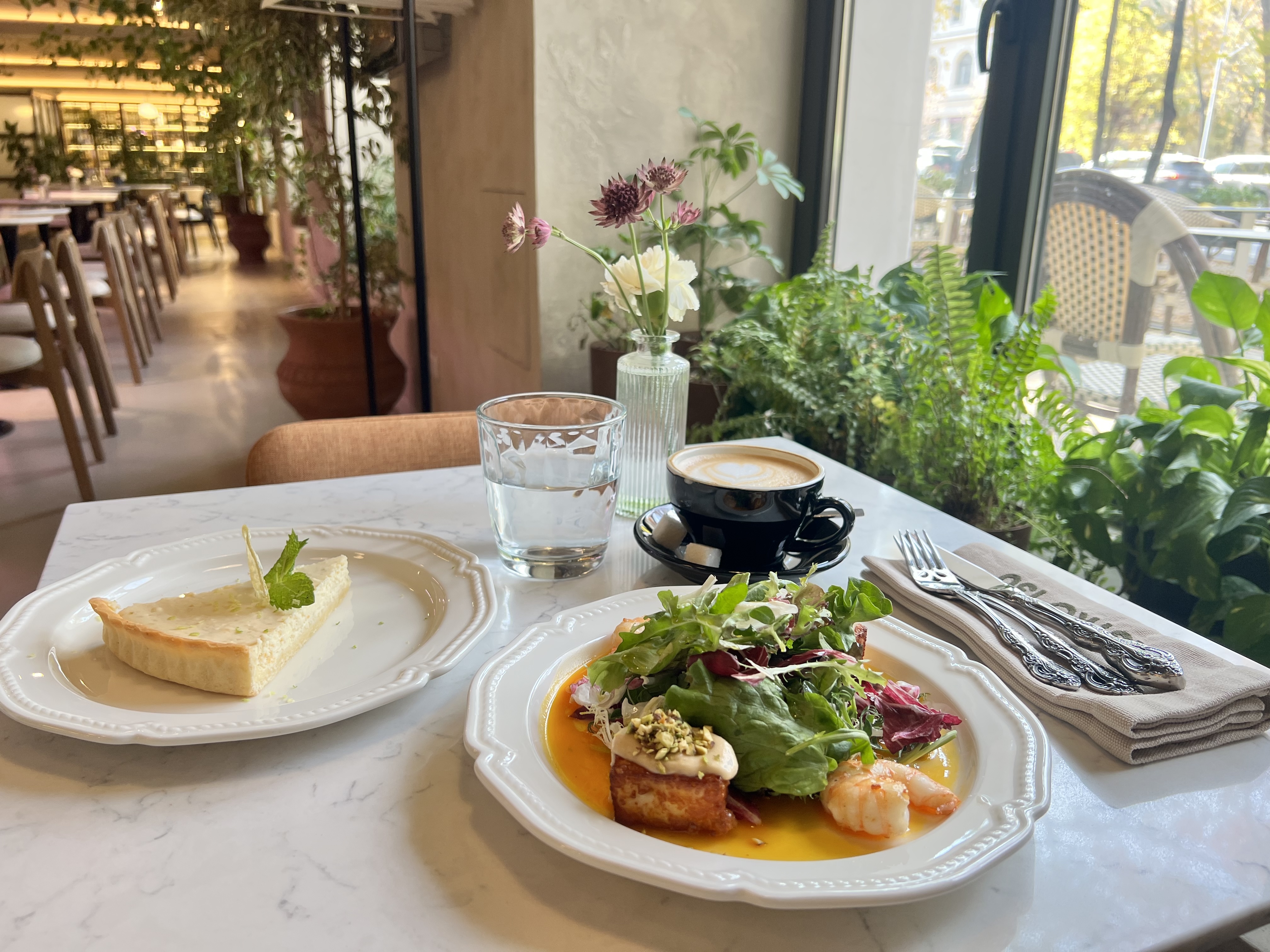 Bistro 130 в Алматы на Кунаева