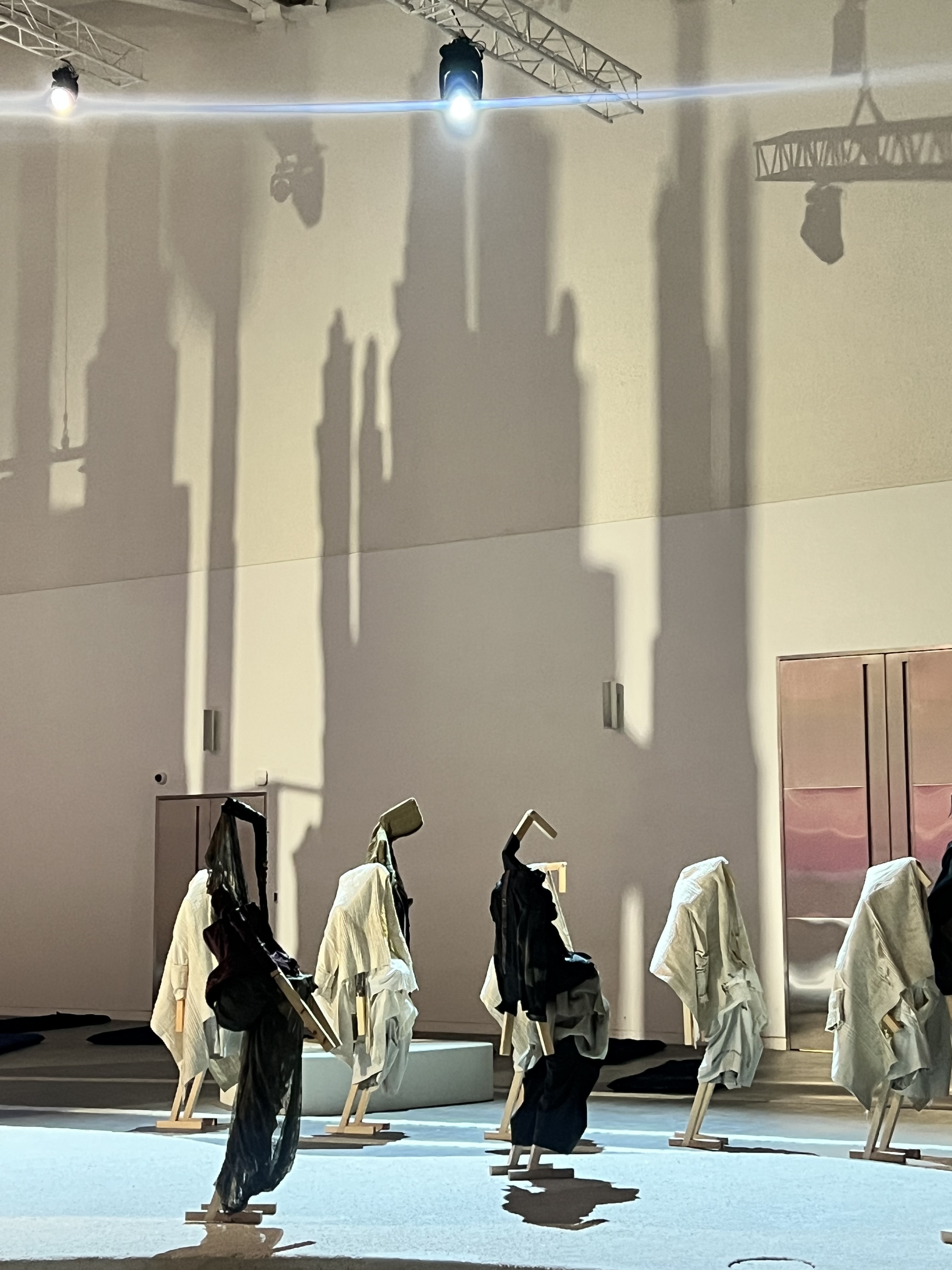 Выставка в центре современной культуры Целинный в Алматы