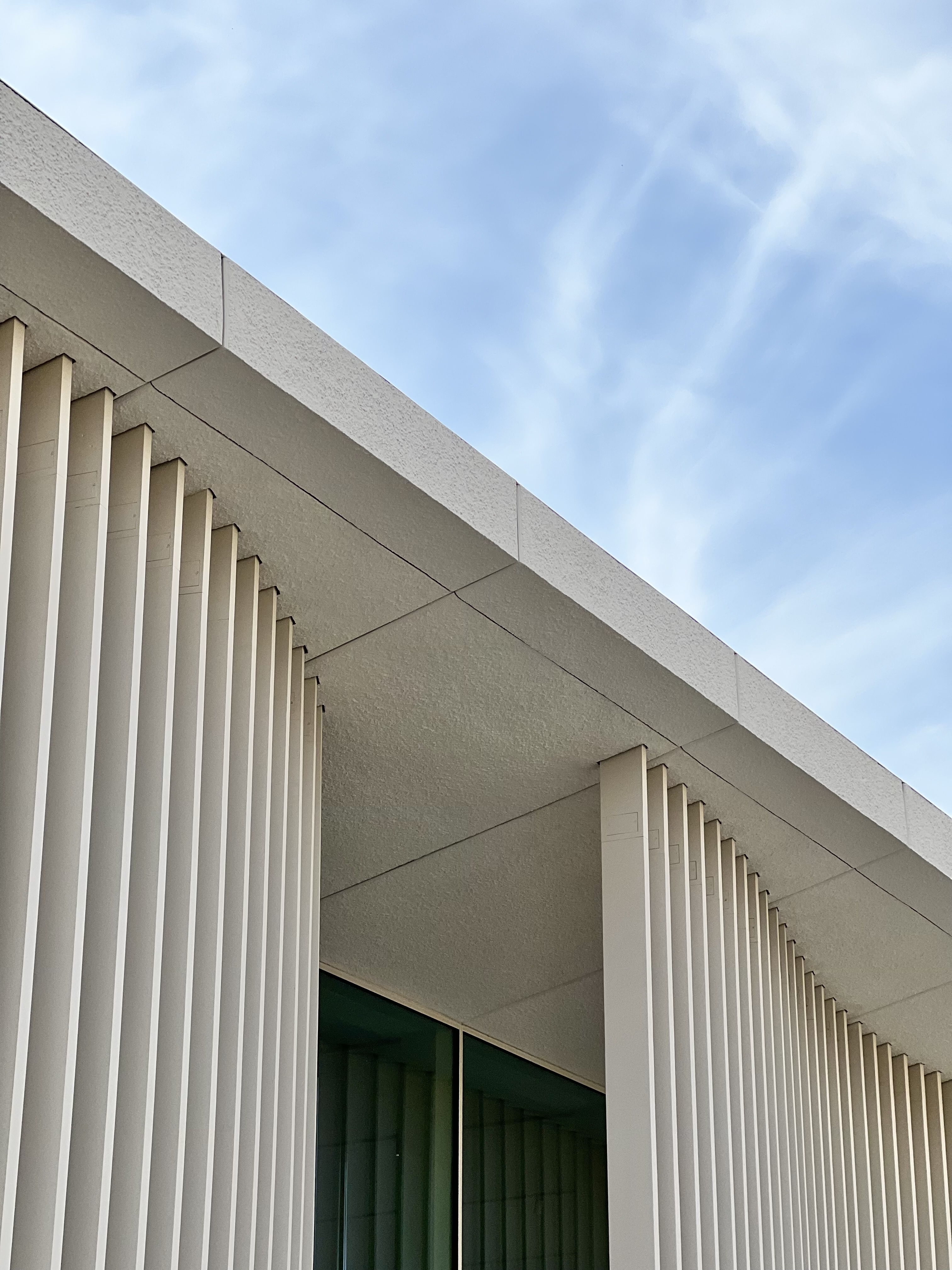 Центр современной культуры Целинный в Алматы